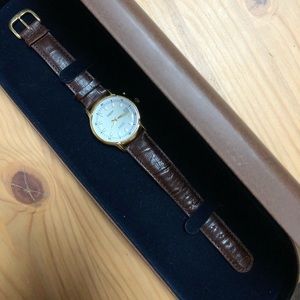 Constant genuine leather vintage watch